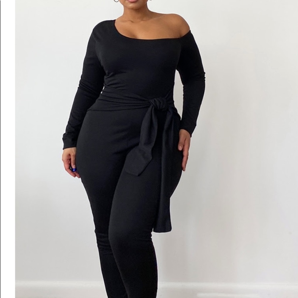 Plus sized jumpsuit🖤